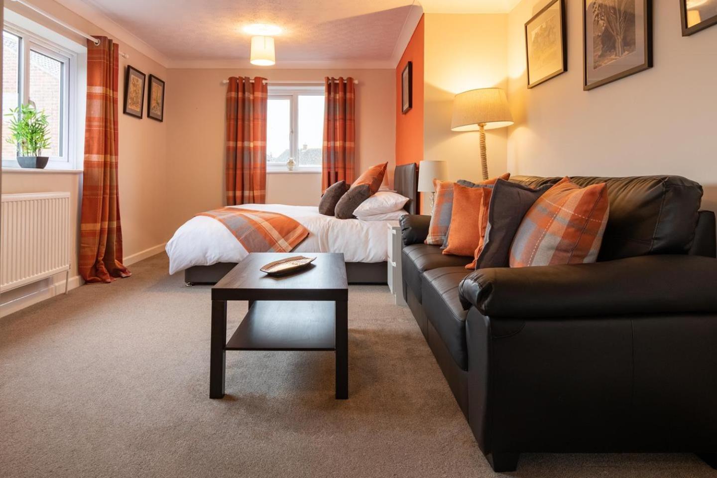 St Anne'S Serviced Accommodation - Bicester Oxfordshire Экстерьер фото