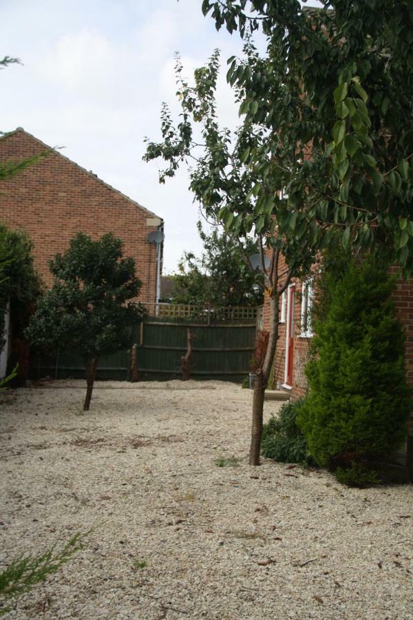 St Anne'S Serviced Accommodation - Bicester Oxfordshire Экстерьер фото