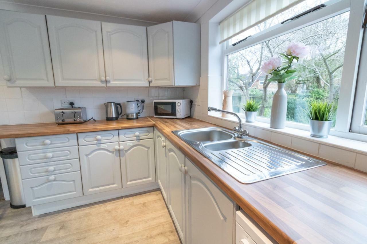 St Anne'S Serviced Accommodation - Bicester Oxfordshire Экстерьер фото